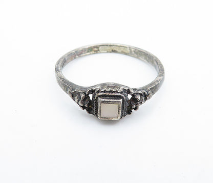 925 Sterling Silver  Vintage White Stone Oxidized Band Ring Sz 7.5  RG6615