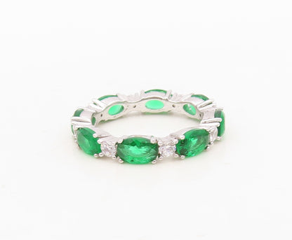 925 Sterling Silver Vintage Ring Oval Cut Green & White CZ 360 Band Sz 7 RG30513