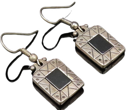ISRAEL 925 Silver  Vintage Engraved Pattern Square Hematite Earrings  EG12097