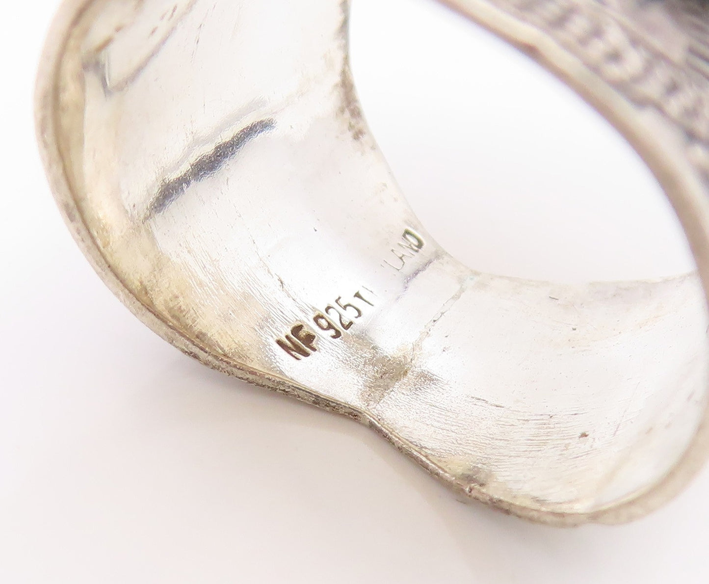 925 Sterling Silver Vintage Ring Faceted Black Onyx Etched Band  Sz 7.5  RG35186