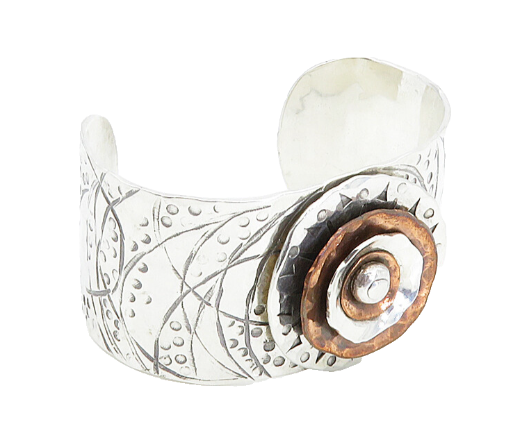 925 Sterling Silver  Vintage Two Tone Hammered Floral Cuff Bracelet  BT3442