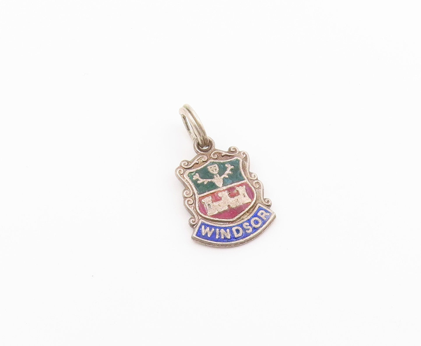 925 Sterling Silver  Vintage Enamel Windsor Coat Of Arms Charm Pendant PT20665