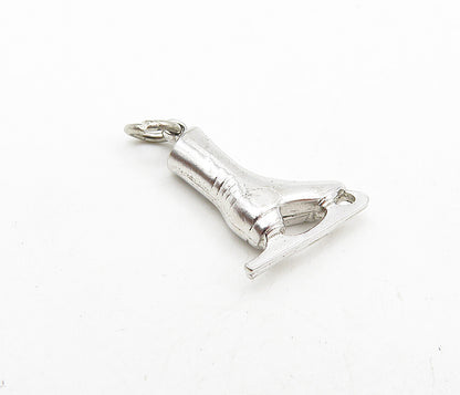 925 Sterling Silver  Vintage Shiny Petite Ice Skate Motif Pendant  PT6804