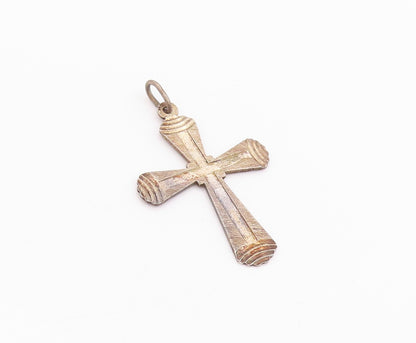 925 Sterling Silver Vintage Pendant Grooved Religious Cross  PT24387