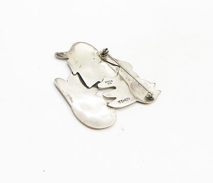 MEXICO 925 Sterling Silver  Vintage Shiny Etched Lying Cats Brooch Pin  BP3443