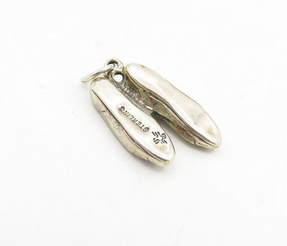 925 Sterling Silver  Vintage Petite Ballet Slipper Motif Drop Pendant  PT6401