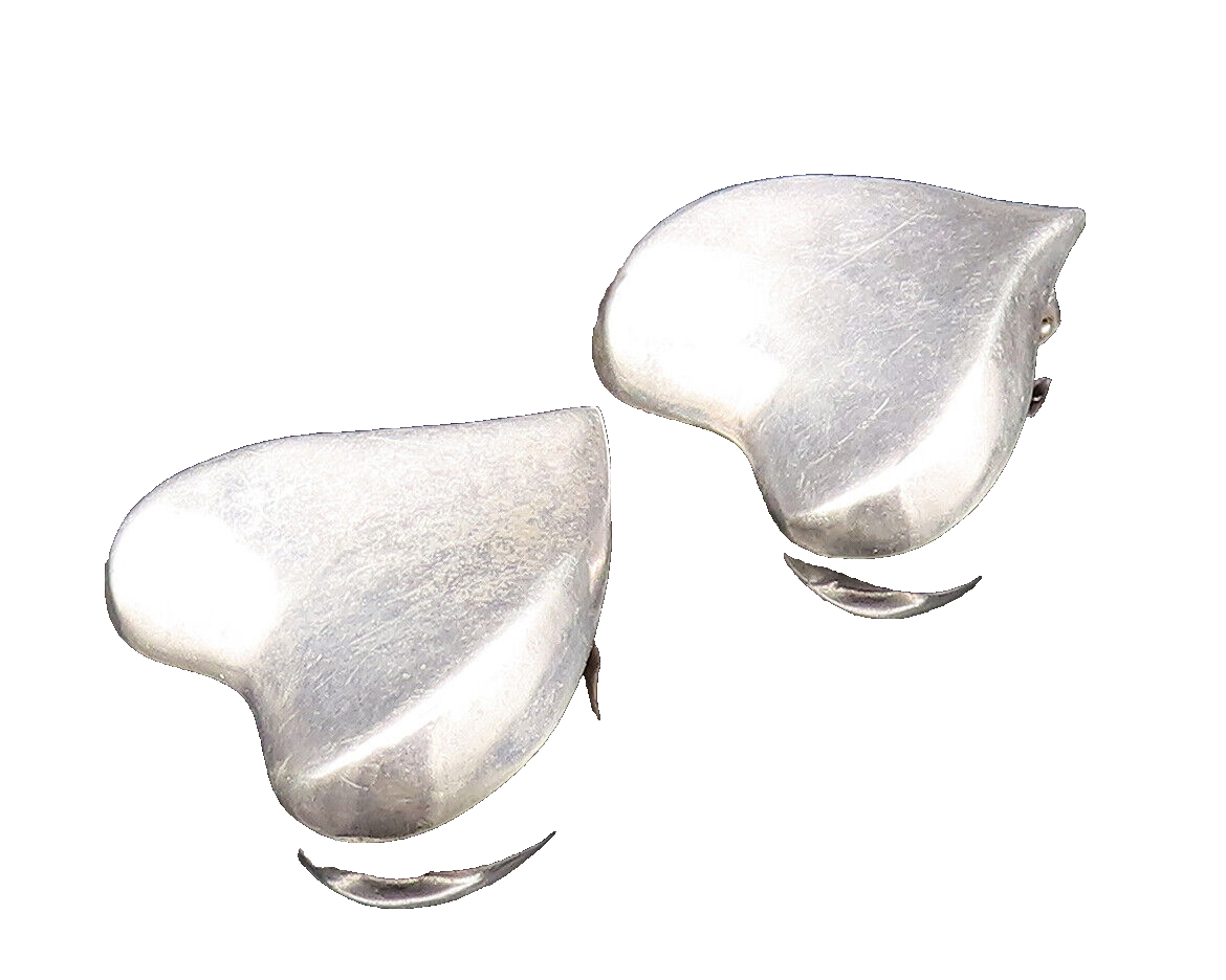 925 Silver  Vintage Minimalist Heart Shaped Non Pierced Earrings  EG11773