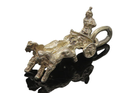 925 Sterling Silver  Vintage Sculpted Horse Drawn Carriage Pendant  PT8879