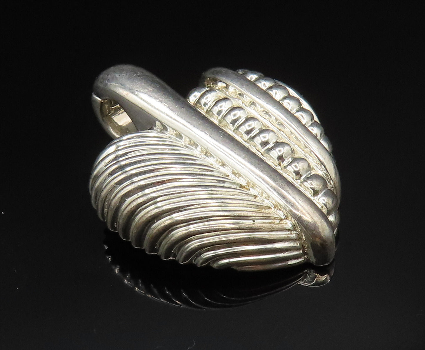 JUDITH RIPKA 925 Silver  Vintage Ribbed & Beaded Love Heart Pendant  PT20787