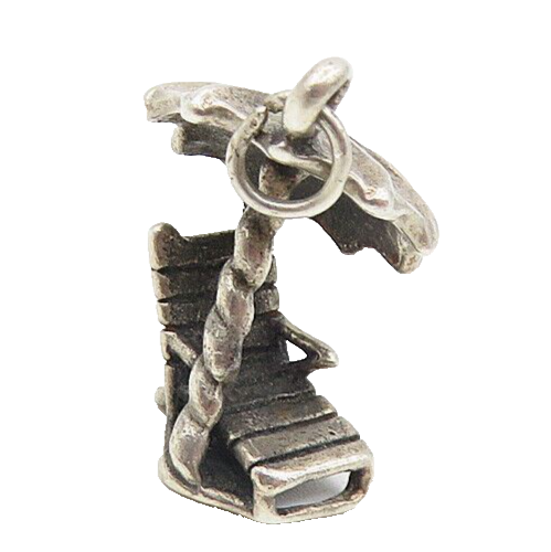 925 Sterling Silver  Vintage Dark Tone Beach Chair & Umbrella Pendant  PT6688