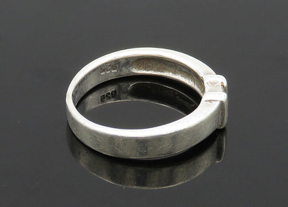 925 Sterling Silver  Vintage Cubic Zirconia Smooth Band Ring Sz 6.5  RG20999