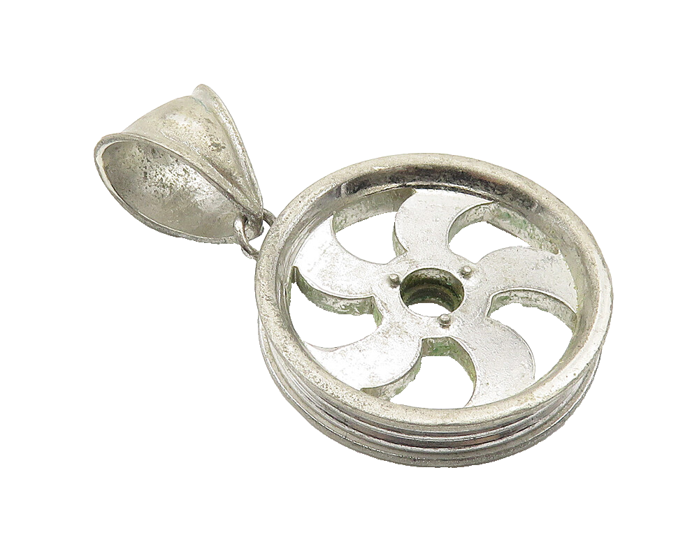 925 Sterling Silver  Vintage Open Design Wheel Motif Drop Pendant  PT8471