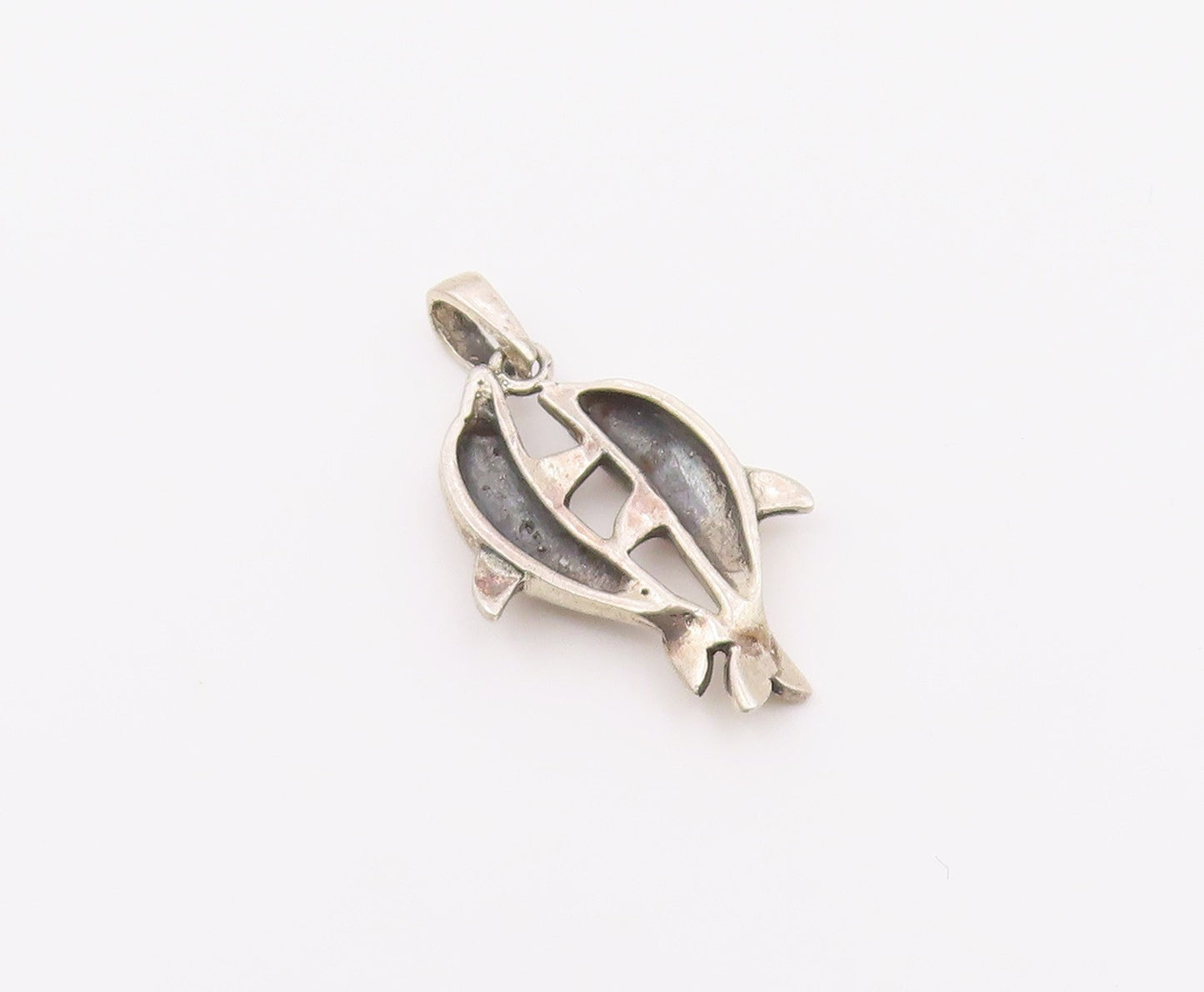 925 Sterling Silver  Vintage Diamond Cut Detail Dolphins Pendant  PT16503
