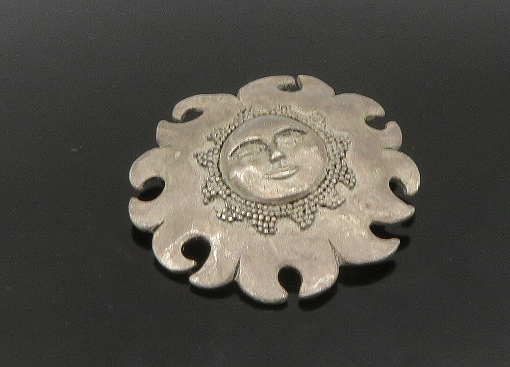925 Sterling Silver  Vintage Shining Sun Face Motif Brooch Pin   BP8923