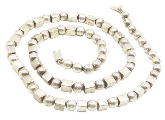 MEXICO 925 Sterling Silver  Vintage Smooth Shiny Beaded Chain Necklace  NE2376