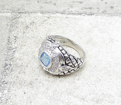 925 Silver  Blue Topaz & White Cubic Zirconia Cocktail Ring Sz 6  RG1584