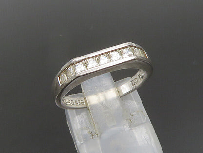 925 Sterling Silver  Vintage Minimalist Sparkly Topaz Band Ring Sz 6  RG24429