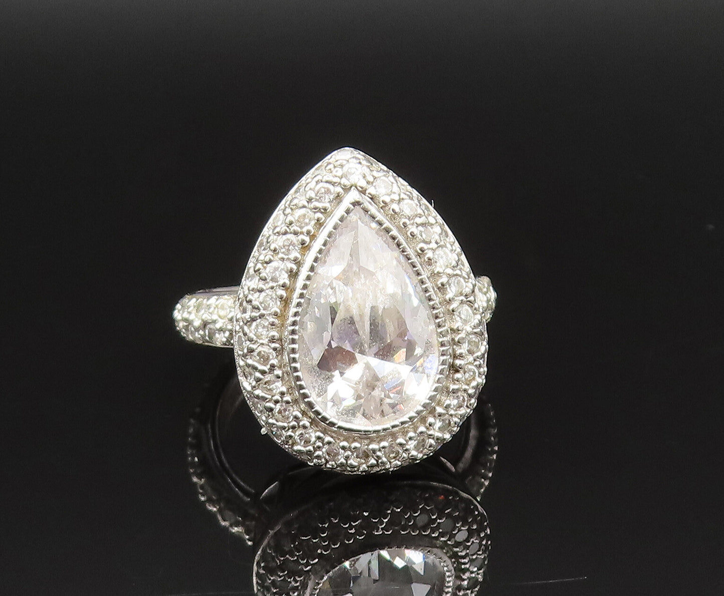 925 Sterling Silver Vintage Cubic Zirconia Pear Shaped Halo Ring Sz 7.5 RG25497