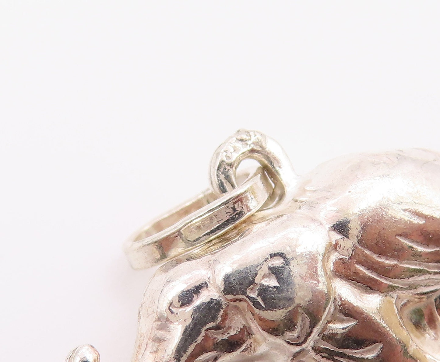 925 Sterling Silver  Vintage Petite Shiny Elephant Hollow Pendant  PT17505