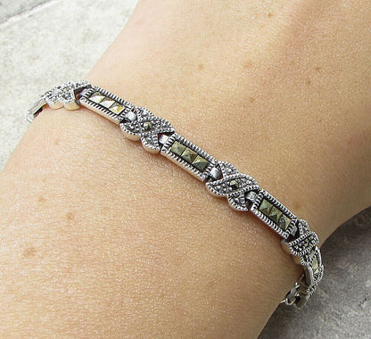 925 Sterling Silver  Marcasite Linked XO Chain Bracelet  BT1063
