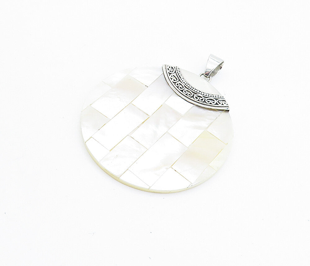 925 Sterling Silver  Mother Of Pearl Brick Layer Round Swirl Pendant  PT5893