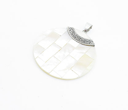 925 Sterling Silver  Mother Of Pearl Brick Layer Round Swirl Pendant  PT5893