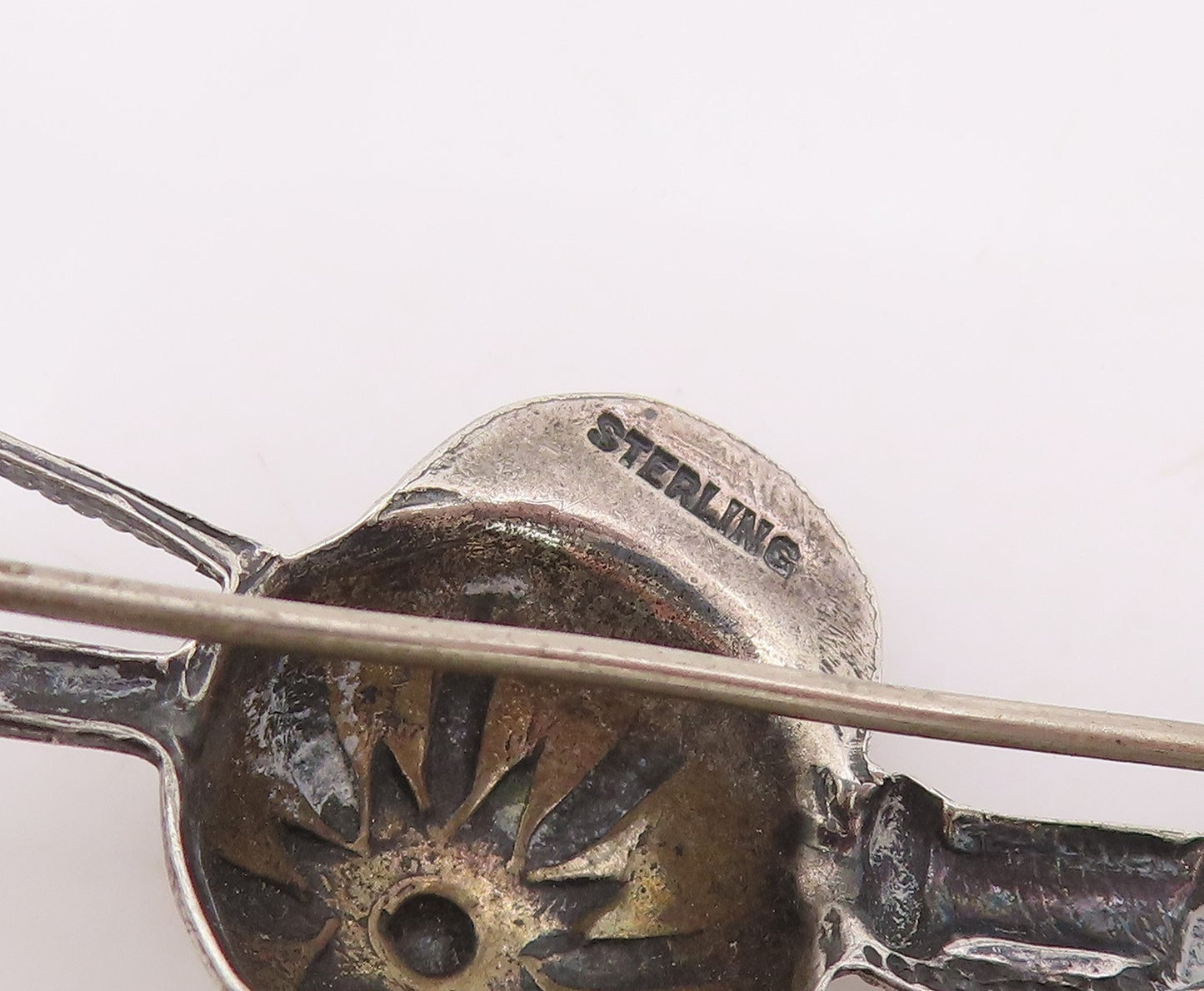 925 Sterling Silver Vintage Brooch Horse Riding Crop Jockey Cap Pin   BP12065