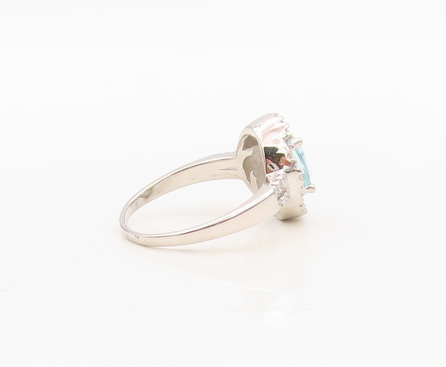 925 Sterling Silver Vintage Ring Designer Oval Blue & White CZ  Sz 7 RG30504