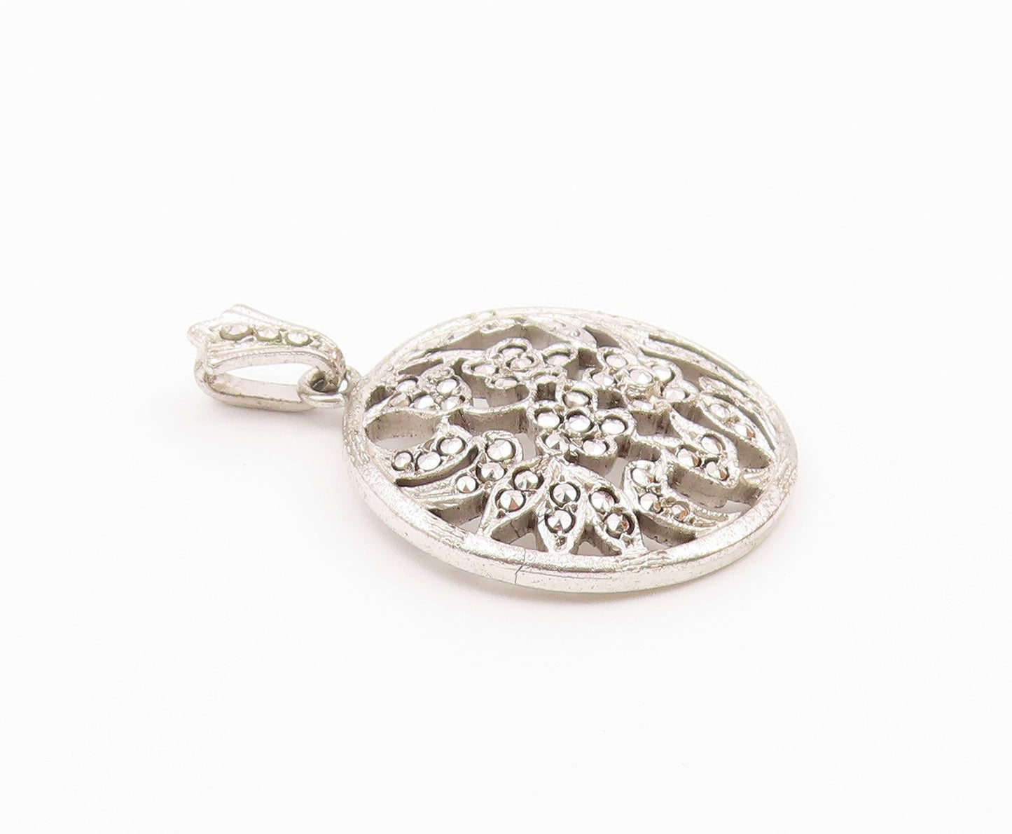 925 Sterling Silver  Vintage Sparkling Floral Vine Motif Pendant  PT16081
