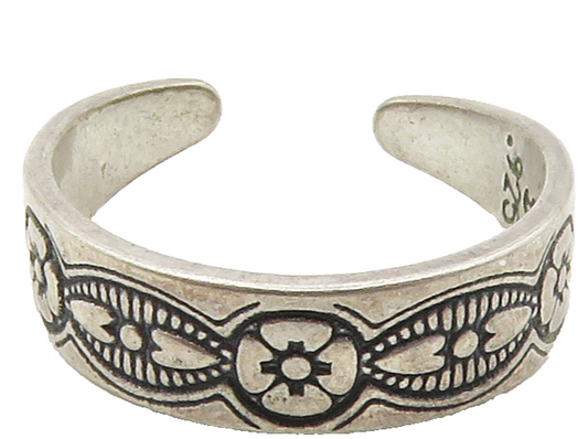 SHUBE 925 Sterling Silver Vintage Floral Pattern Petite Band Ring Sz 5.5 RG15238