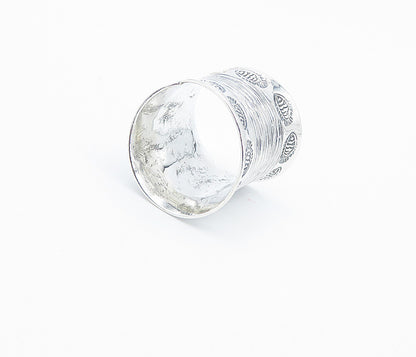 925 Sterling Silver  Etched Fish Pattern Concave Band Ring Sz 9.5  RG8543