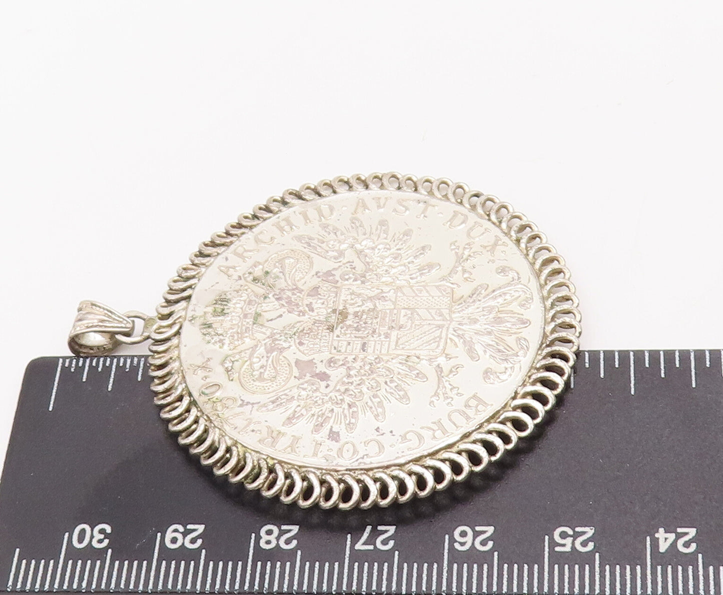 925 Sterling Silver Vintage Pendant Solid Carved Royal Face Coin  PT23132