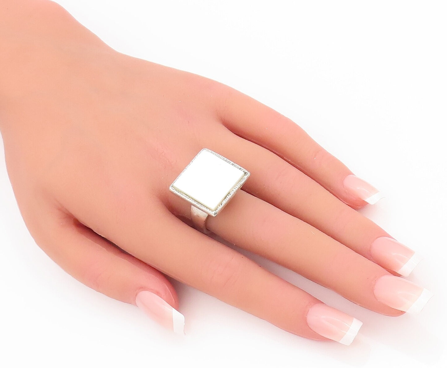 925 Sterling Silver Vintage Ring Large Square Mother Of Pearls  Sz 7  RG28115