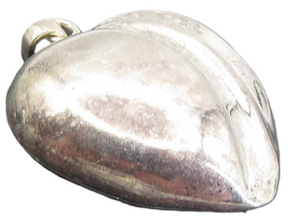 925 Sterling Silver  Vintage Scalloped Puffy Love Heart Drop Pendant  PT6429