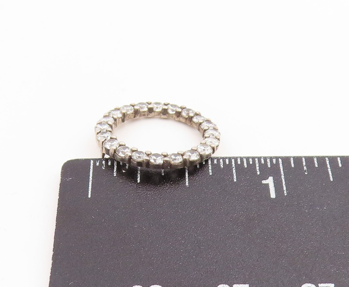 925 Sterling Silver Vintage Pendant Elegant Round Cut CZ Circle Outline  PT26180