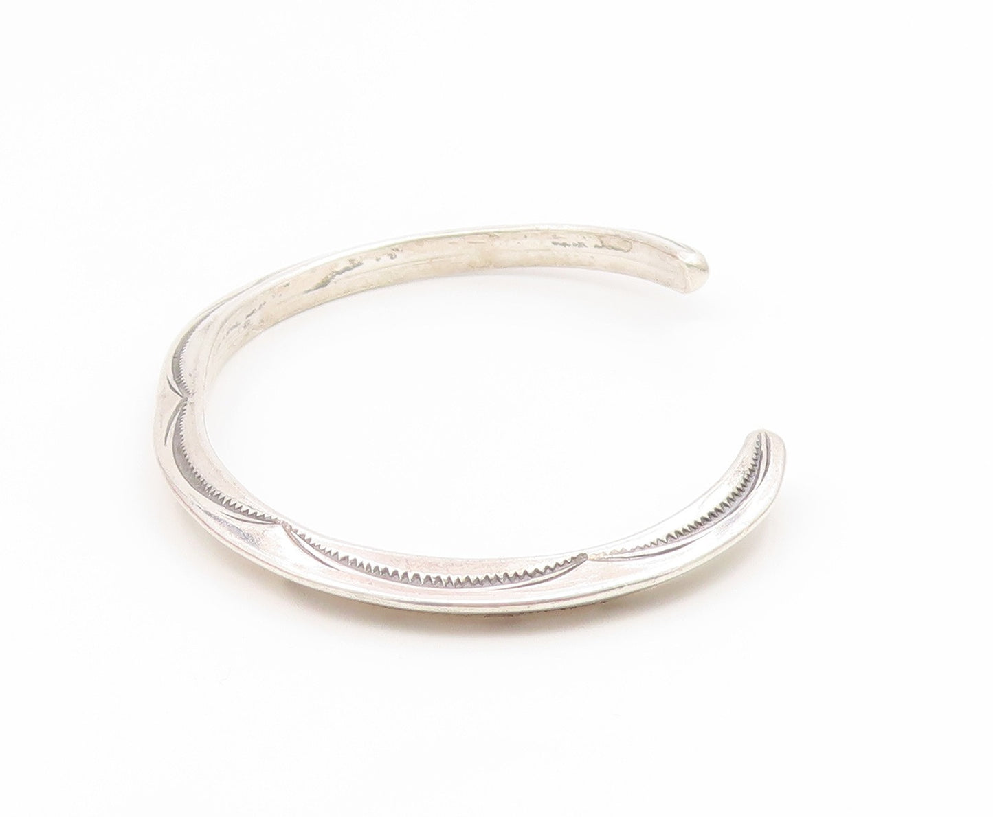 925 Sterling Silver Vintage Bracelet NAVAJO Minimalist Etched Wave Cuff  BT11901