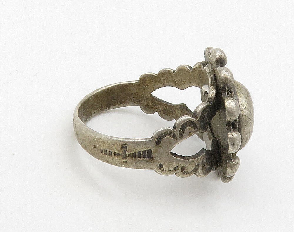 925 Sterling Silver  Vintage Floral Dome Dark Tone Band Ring Sz 6  RG16257