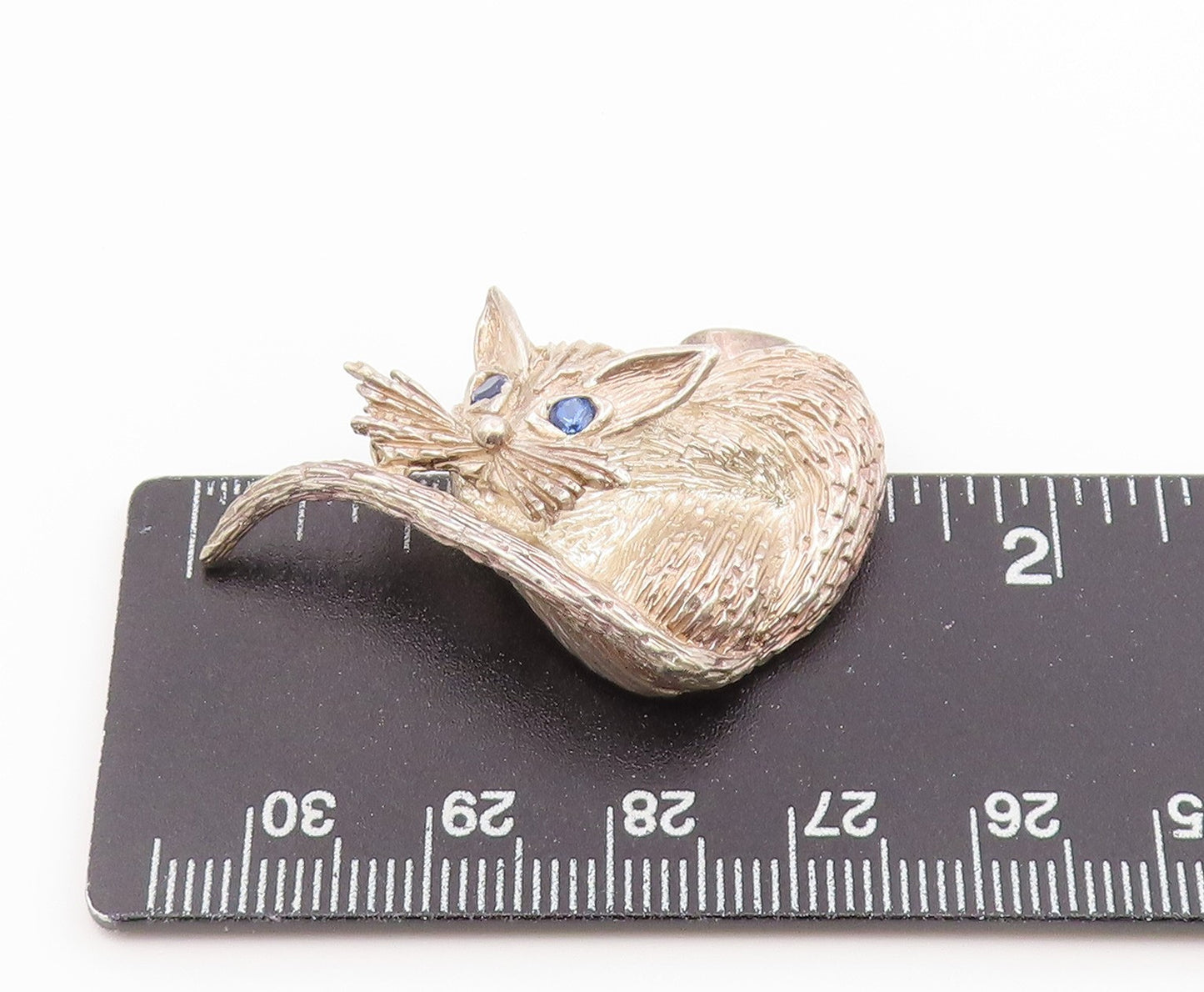 925 Sterling Silver Vintage Pendant Sapphire Eyed Sculpted Feline Charm  PT26598