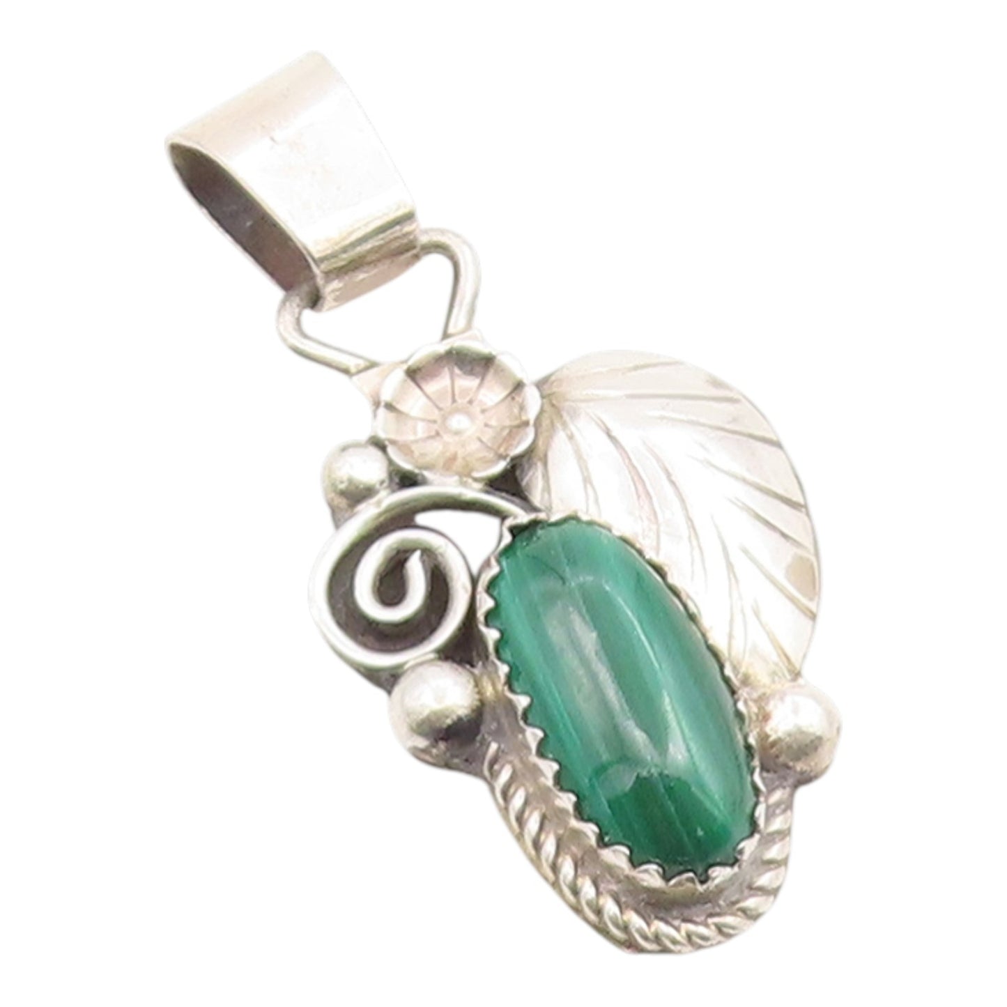 925 Sterling Silver Vintage Pendant NAVAJO Cabochon Malachite Leaf Motif PT26090