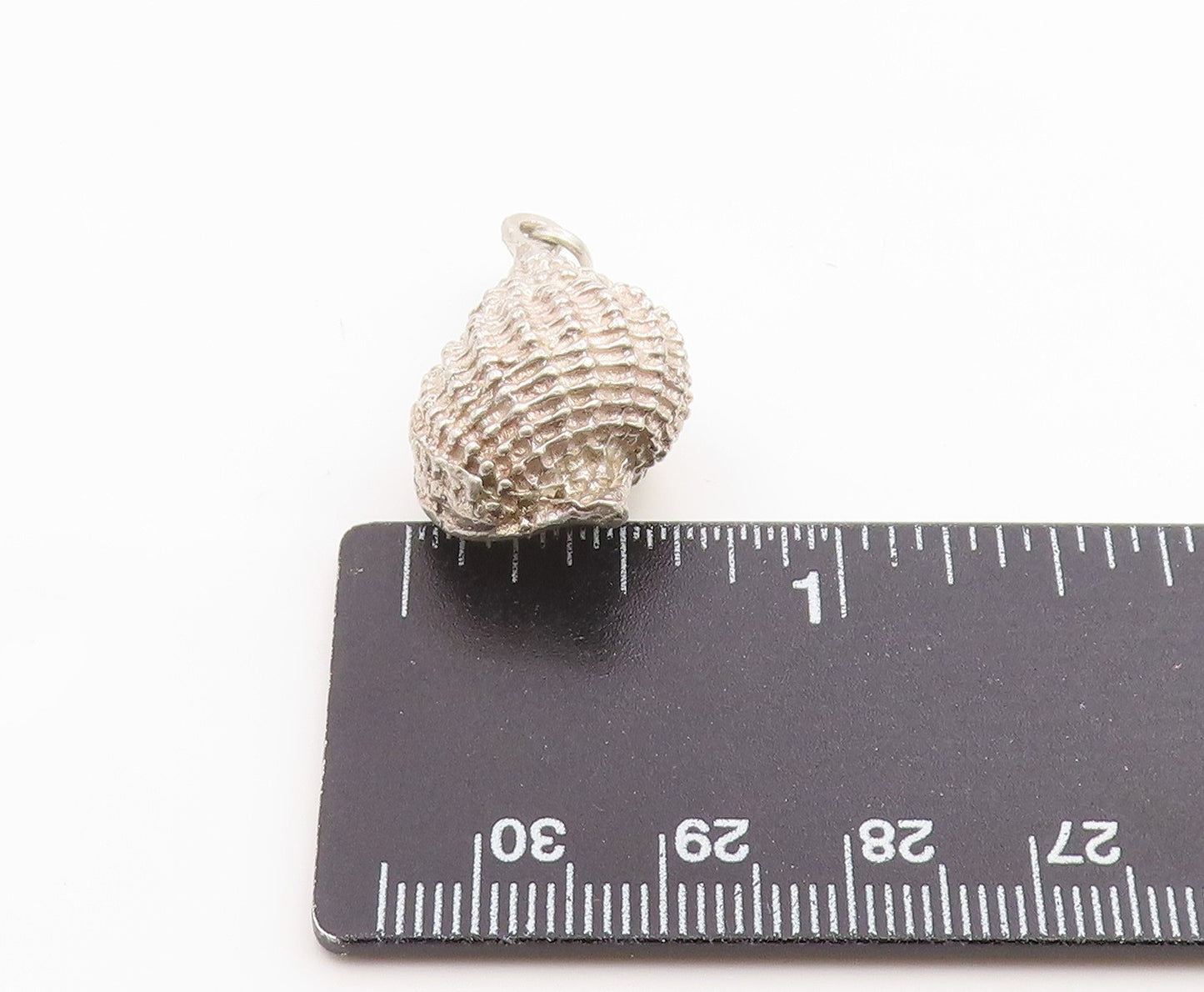 925 Sterling Silver Vintage Pendant Classic Textured Conch Shell Charm  PT26279