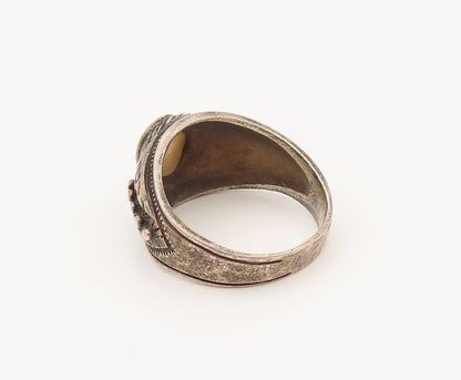 925 Silver  Vintage Bead & Carved Detail Mother Of Pearl Ring Sz 9.5  RG26394