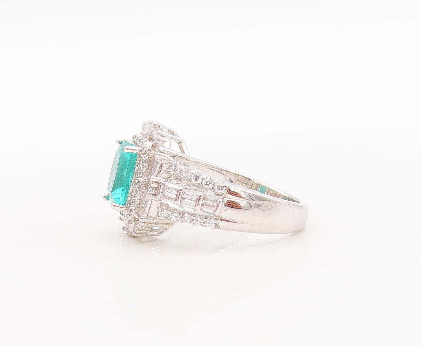 925 Sterling Silver Vintage Ring Rectangle Sea Green Halo White CZ Sz 7  RG29659