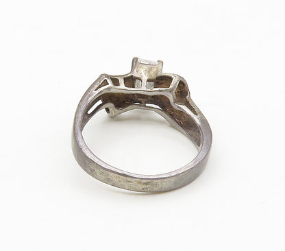 925 Sterling Silver  Vintage Cubic Zirconia Bow Tie Band Ring Sz 5  RG16989