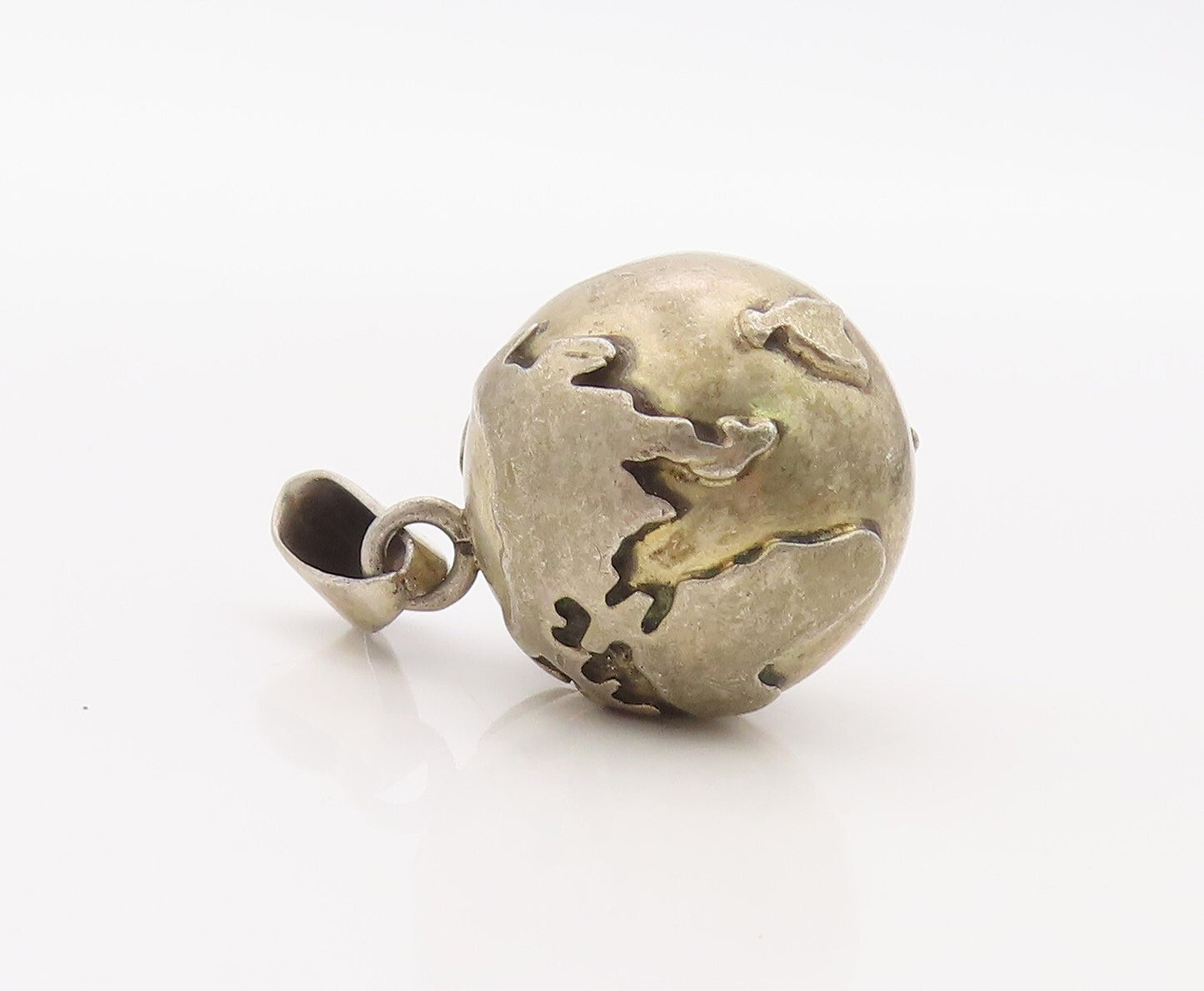 925 Sterling Silver Vintage Pendant Solid Carved Rattling Globe  PT23566