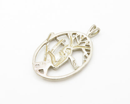 925 Sterling Silver  Vintage Skiing Scene Sports Oval Drop Pendant  PT11283