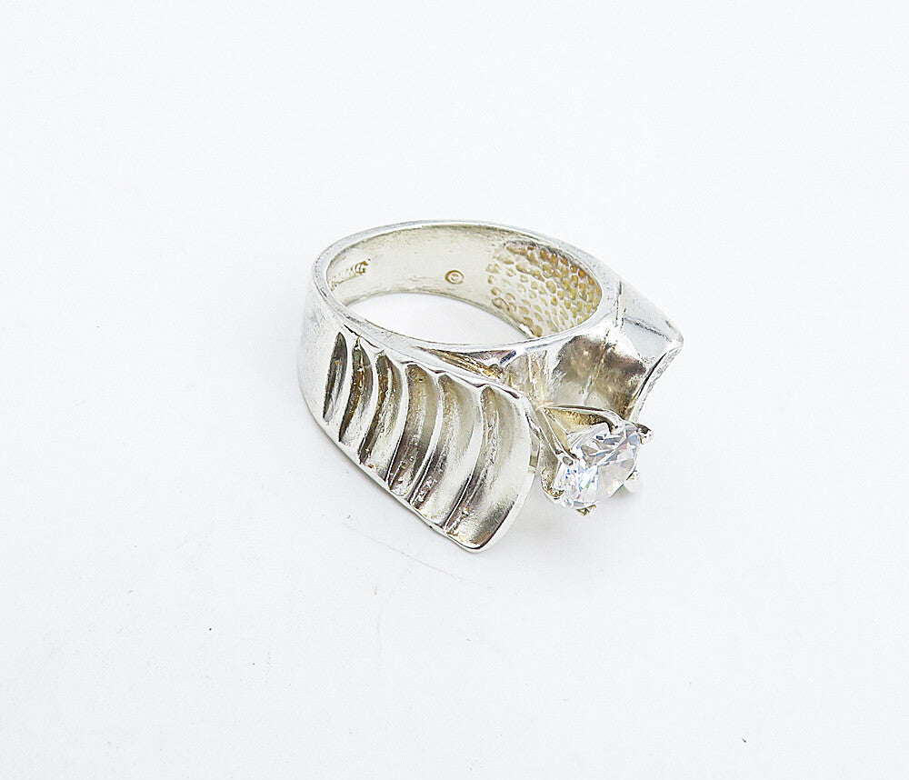 925 Sterling Silver  Vintage Cubic Zirconia Solitaire Ring Sz 7.5  RG4918