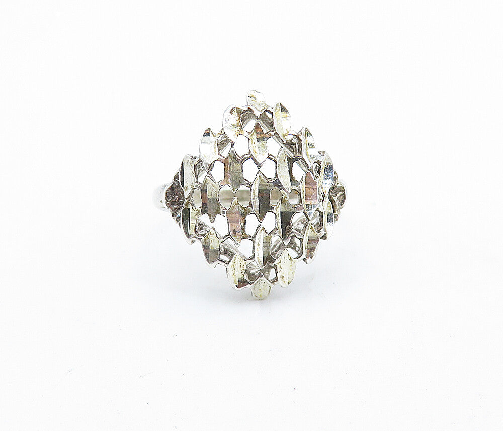 925 Sterling Silver  Vintage Shiny Diamond Cut Detail Band Ring Sz 6  RG6259