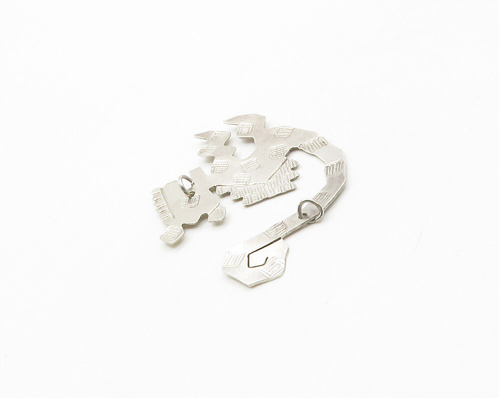 925 Sterling Silver  Vintage Shiny Etched Spotted Dinosaur Pendant  PT13510