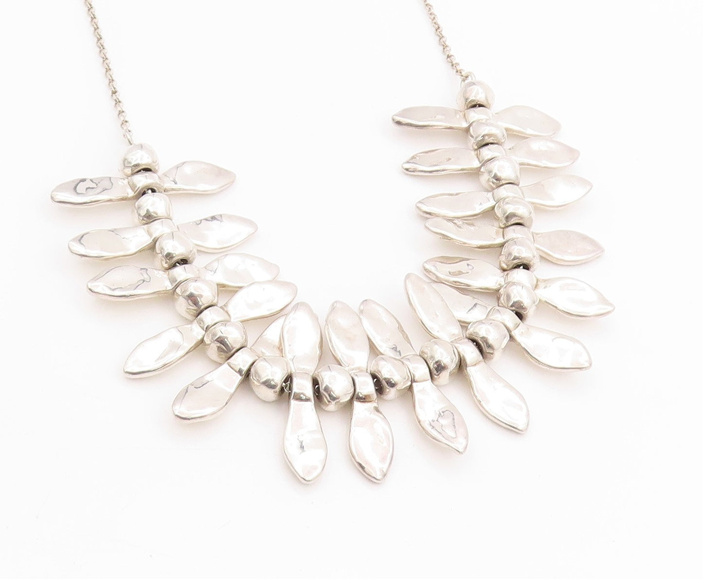 925 Sterling Silver Vintage Necklace Brutalist Animal Tooth Design   NE4585