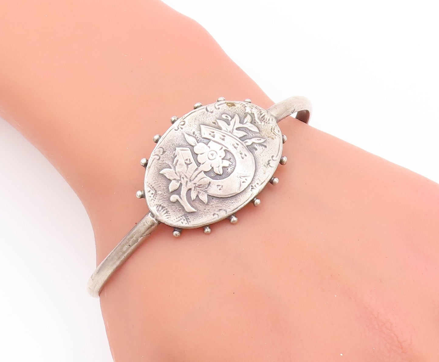 925 Sterling Silver Vintage Bracelet Antique Floral Carved Horseshoe  BT10464